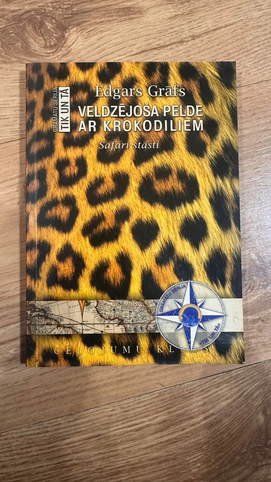 VELDZĒJOŠA PELDE AR KROKODILIEM