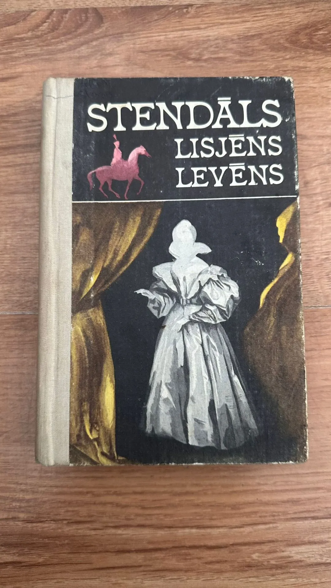 Stendāls - Lisjēns Levēns