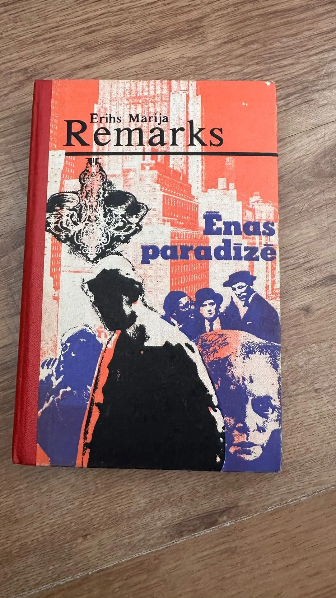 Erihs Marija Remarks - Enas paradīze