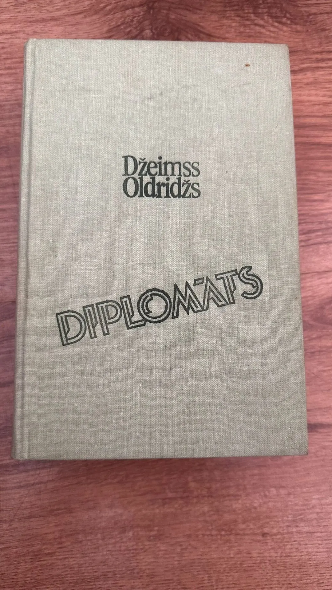 Džeimss Oldridžs - Diplomāts