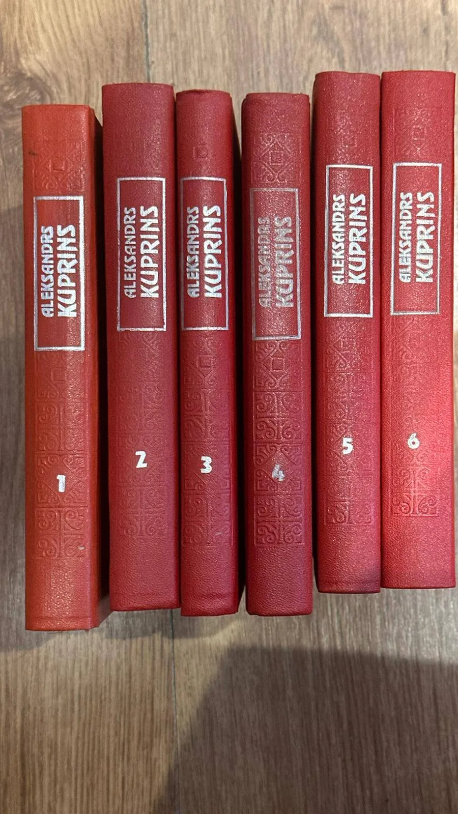 Aleksandra Kuprina darbu sējumu komplekts