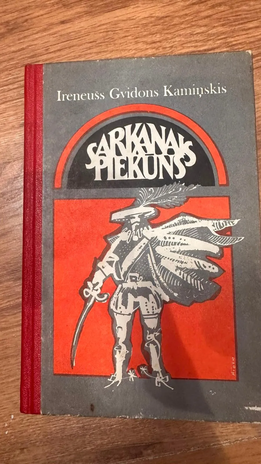 Sarkanais Piekūns