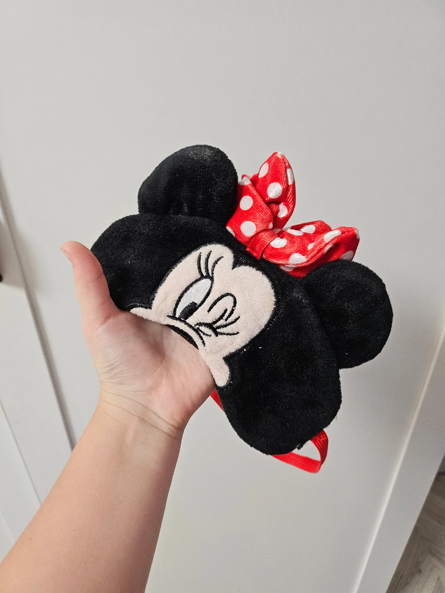 Minnie Mouse nakts maska - salda miega garantija!