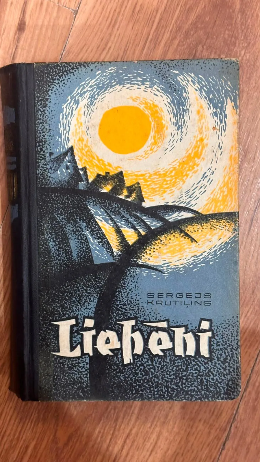 Sergeja Krutiļina „Liepāni” - Interesanta grāmata