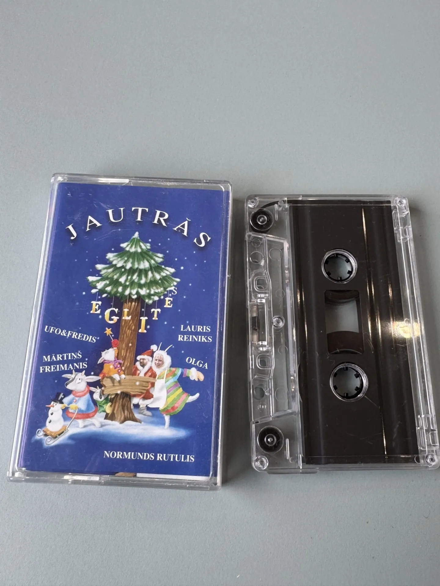 Kasete: Jautrās eglītes – Ziemassvētku dziesmas