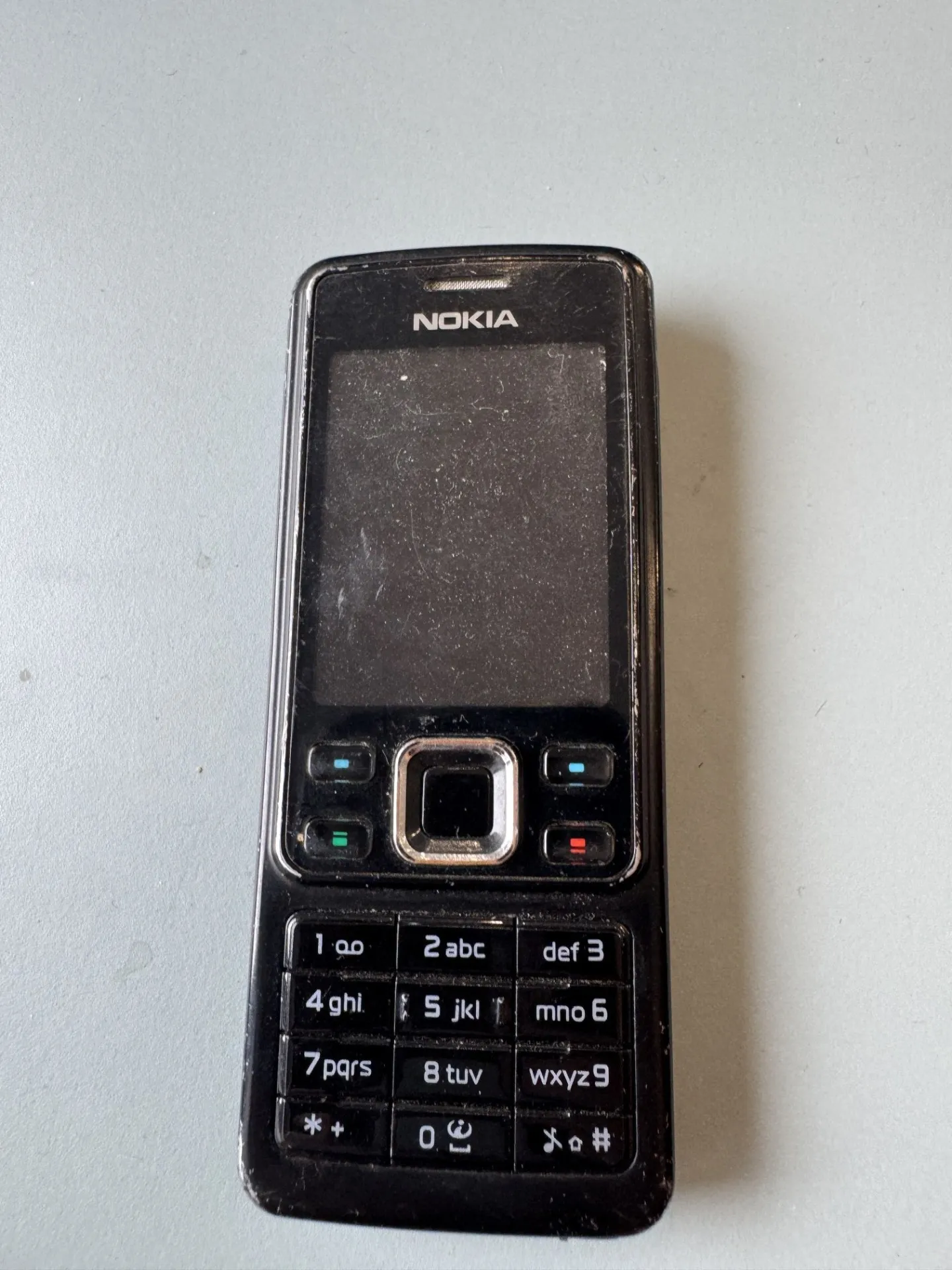 Nokia 6300 klasiskais telefons (melns)