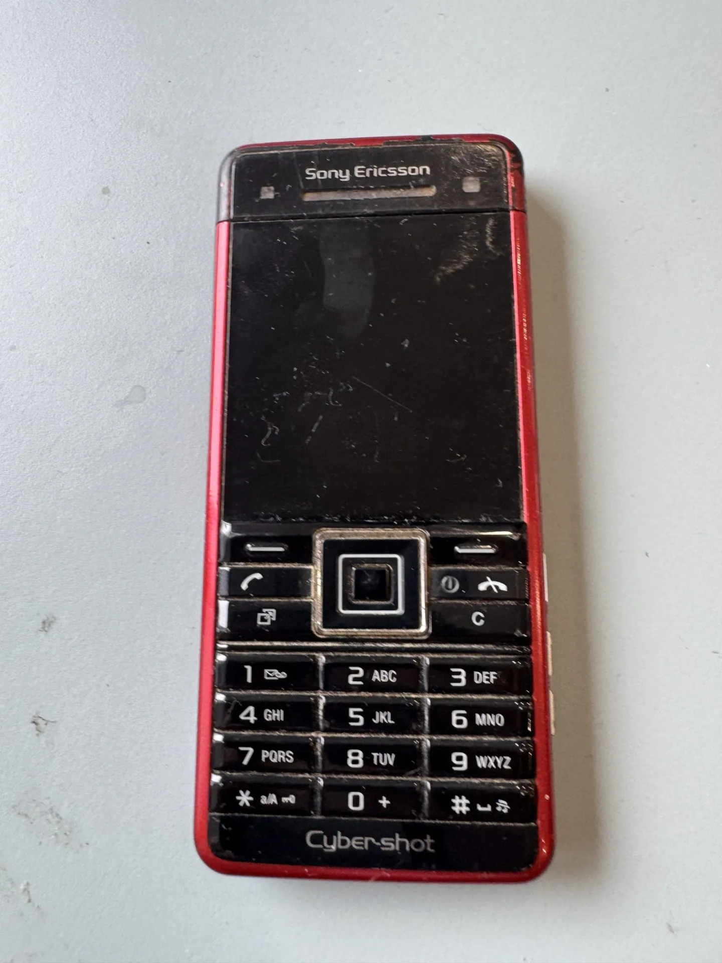 Sony Ericsson C902 Cyber-shot (sarkans)