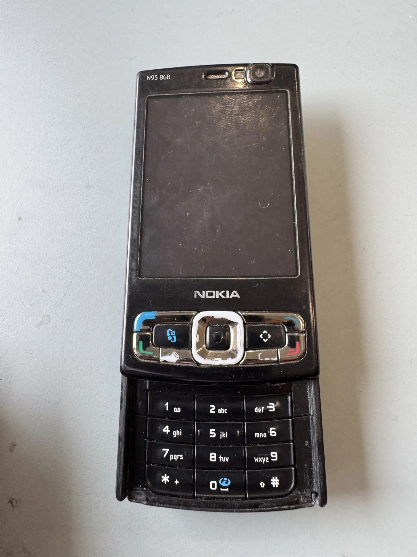 Nokia N95 8GB slīdošais viedtālrunis