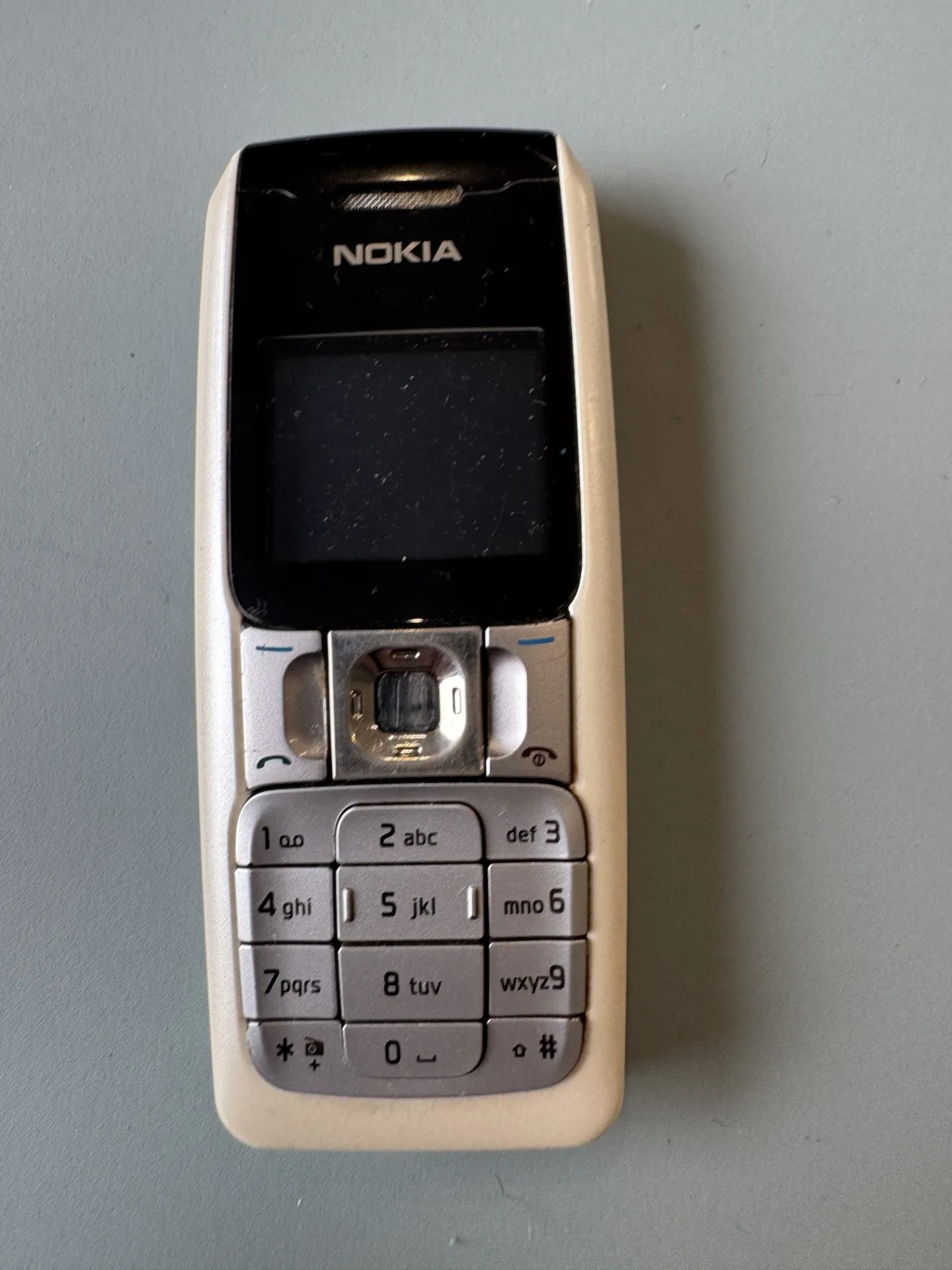 Nokia 2310 mobilais telefons