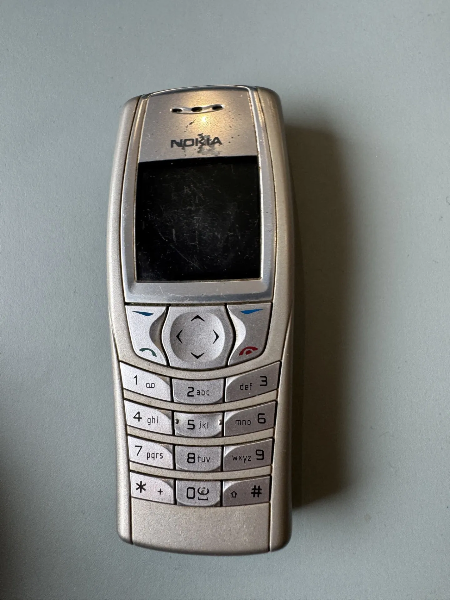 Nokia 6610i mobilais telefons (sudrabs)