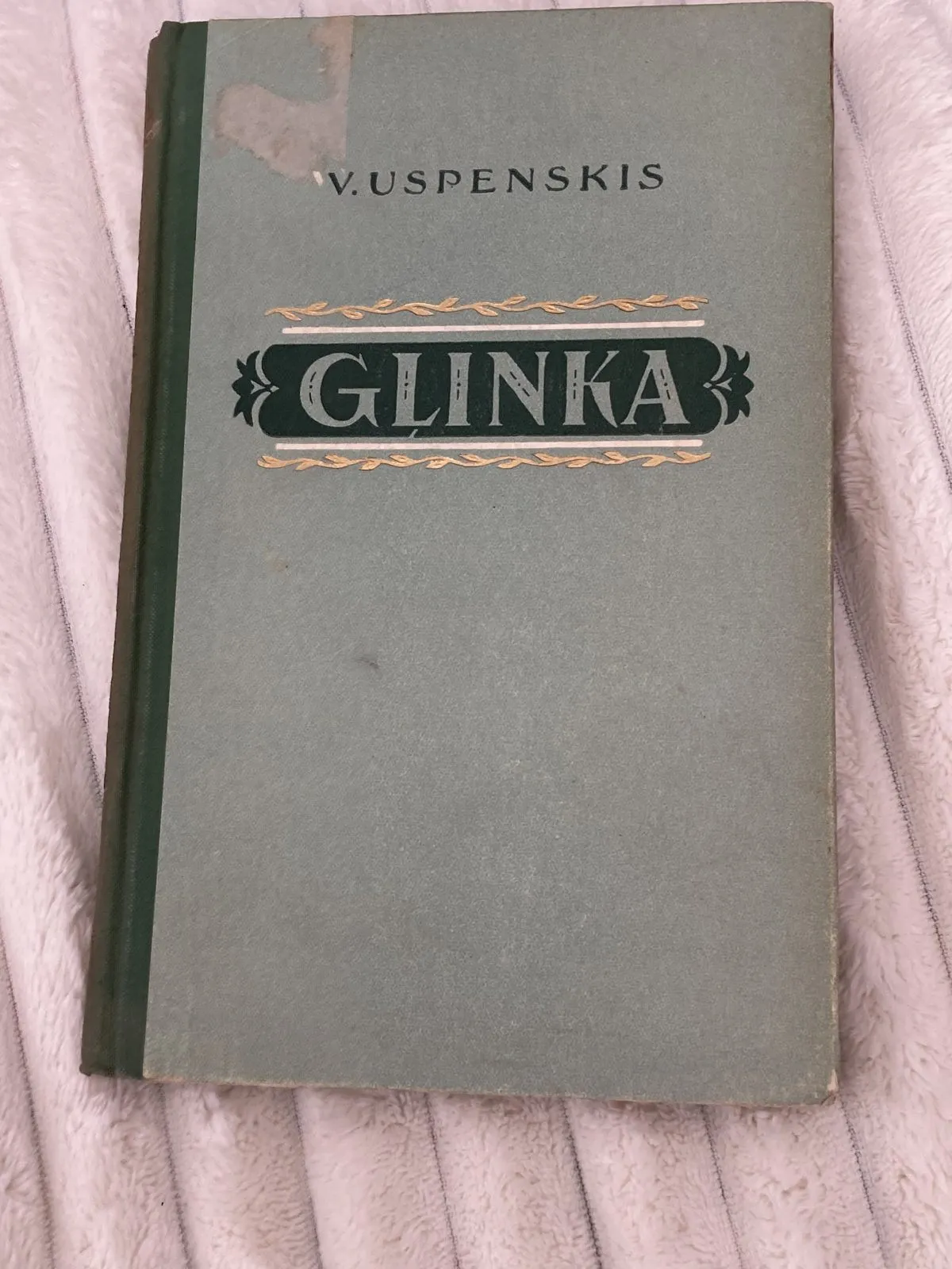 V. Uspenskis – Glinka 12