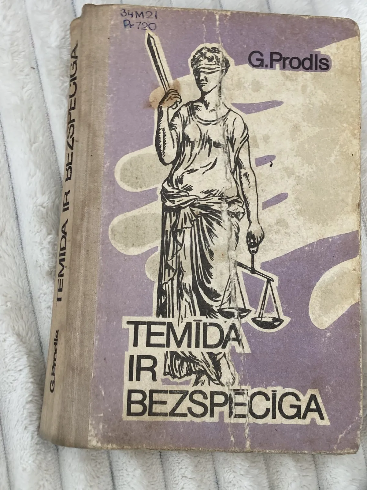 G. Prodis – Temīda ir bezspēcīga 12