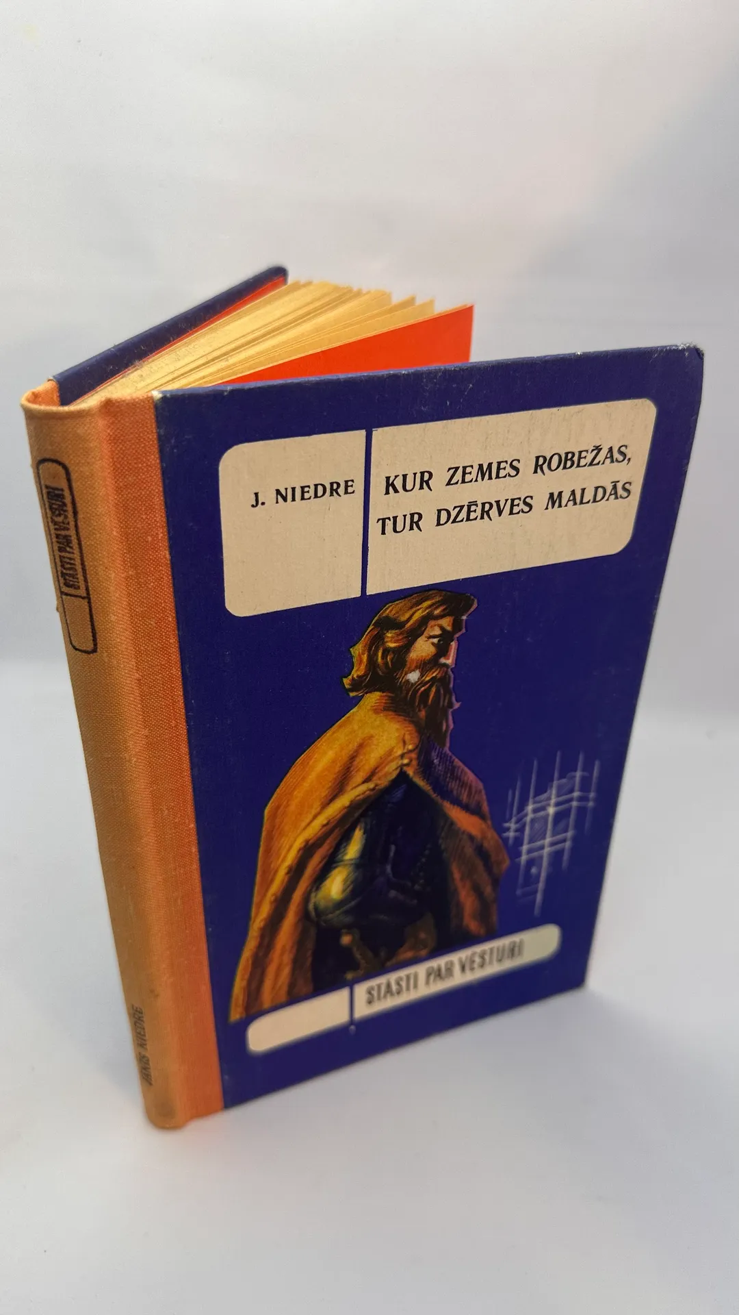 Kur zemes robežas, tur dzērves maldās