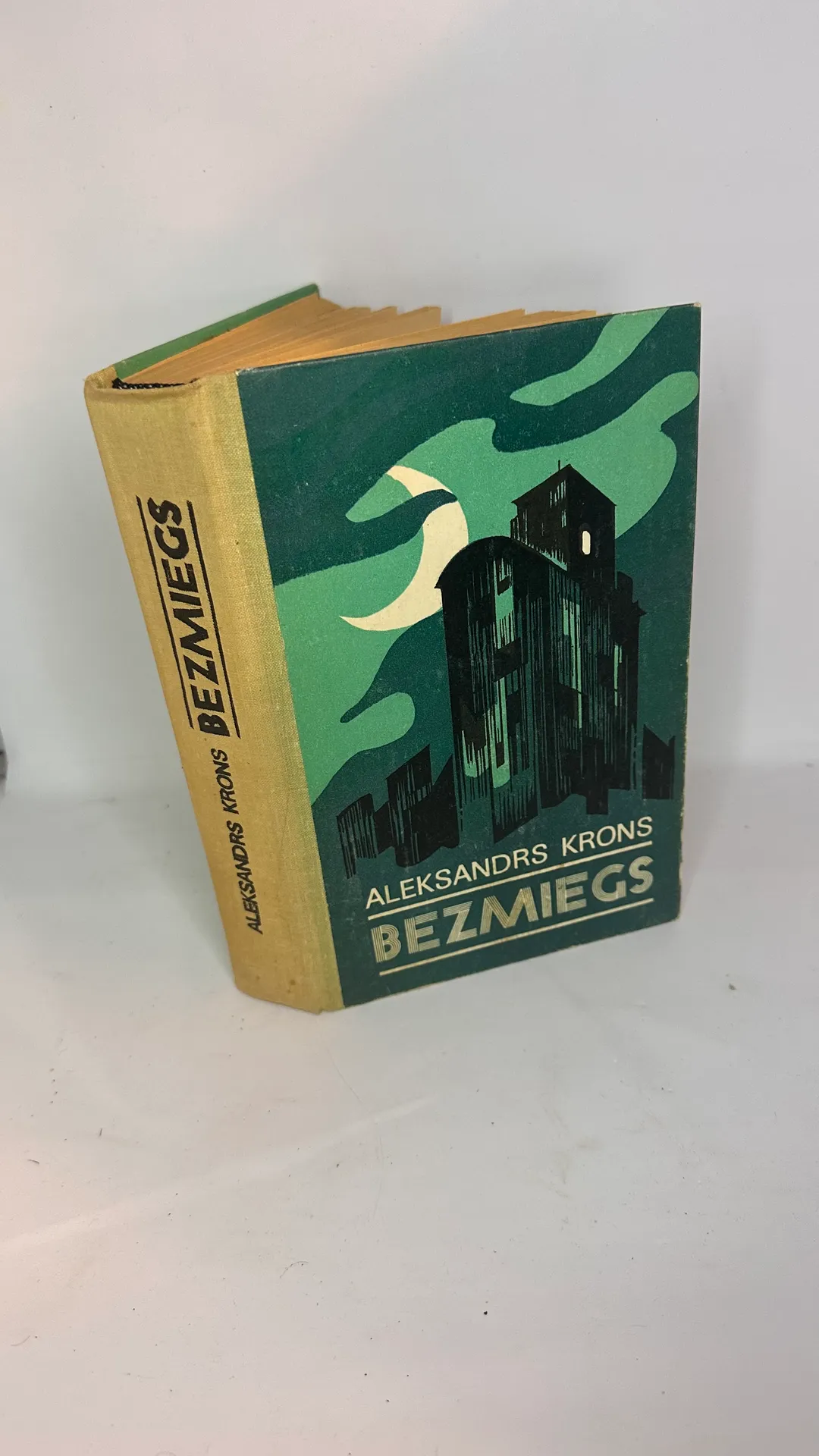 Romāns 'Bezmiegs' Aleksandra Krons