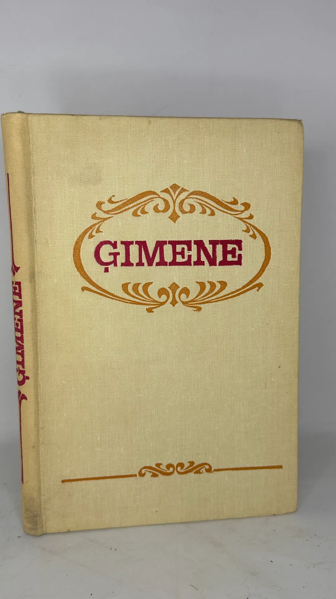Reti grāmata 'Ģimene'