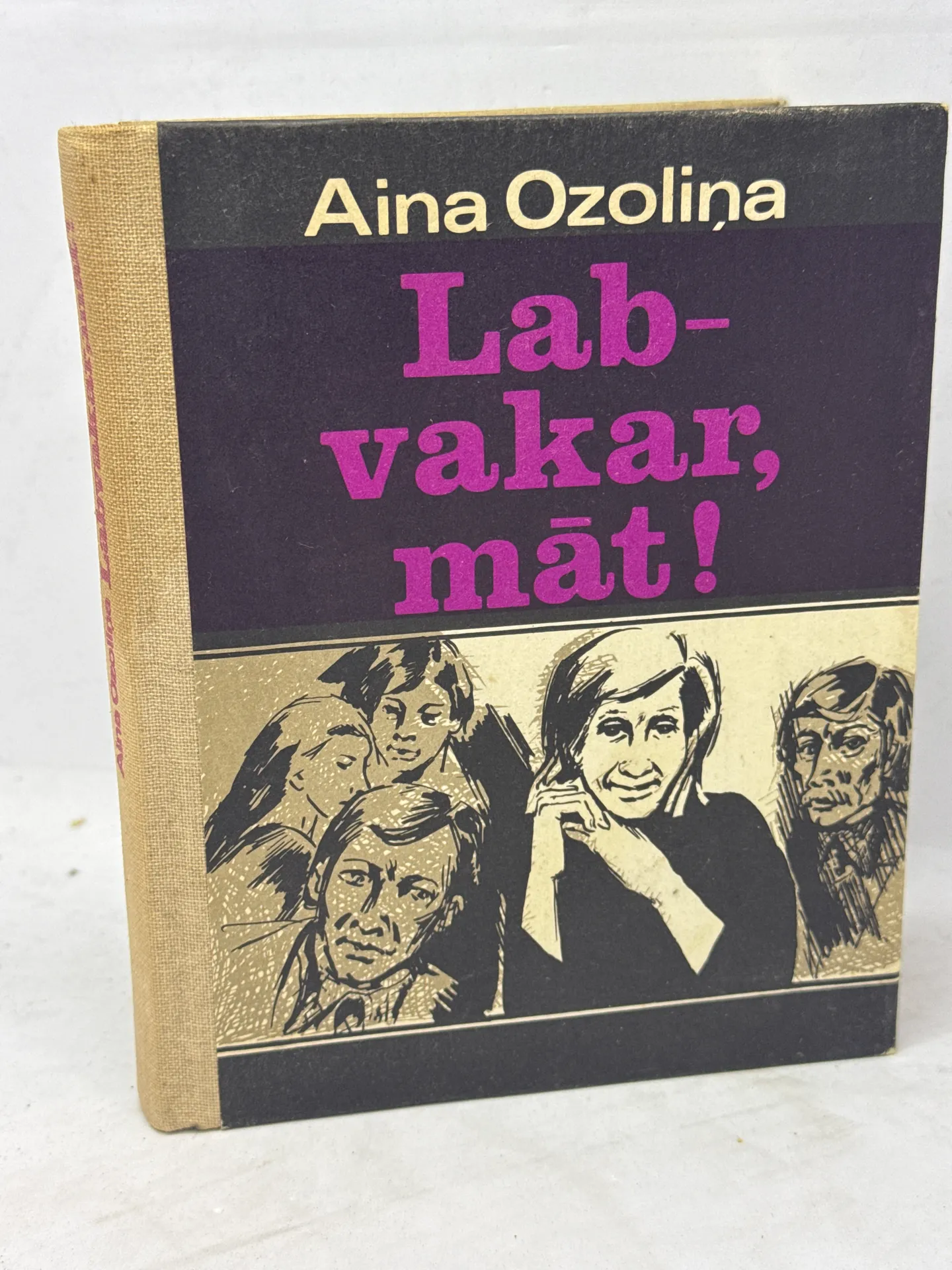 Labvakar, māte! - Aina Ozoliņa grāmata