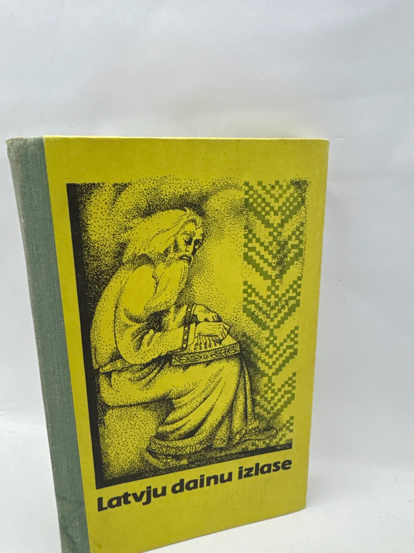 Latvju dainu izlase