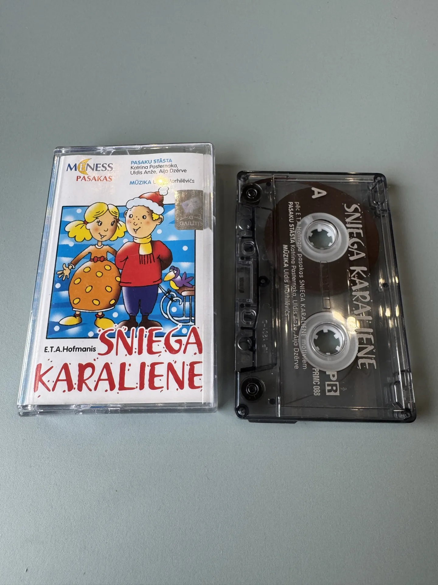 Retā kasešu lente 'Sniega karaliene'