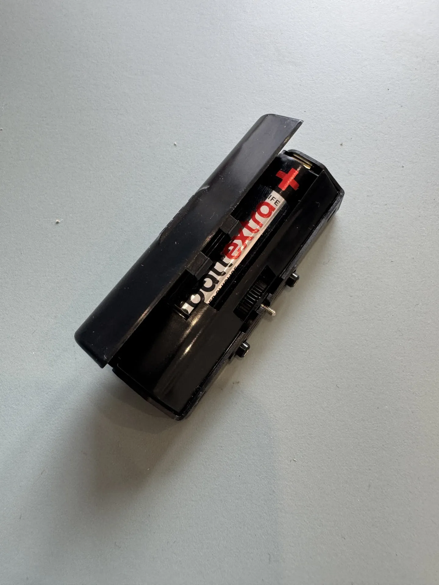 Pārdevējs piedāvā akumulatoru akumulatoru Packard Bell