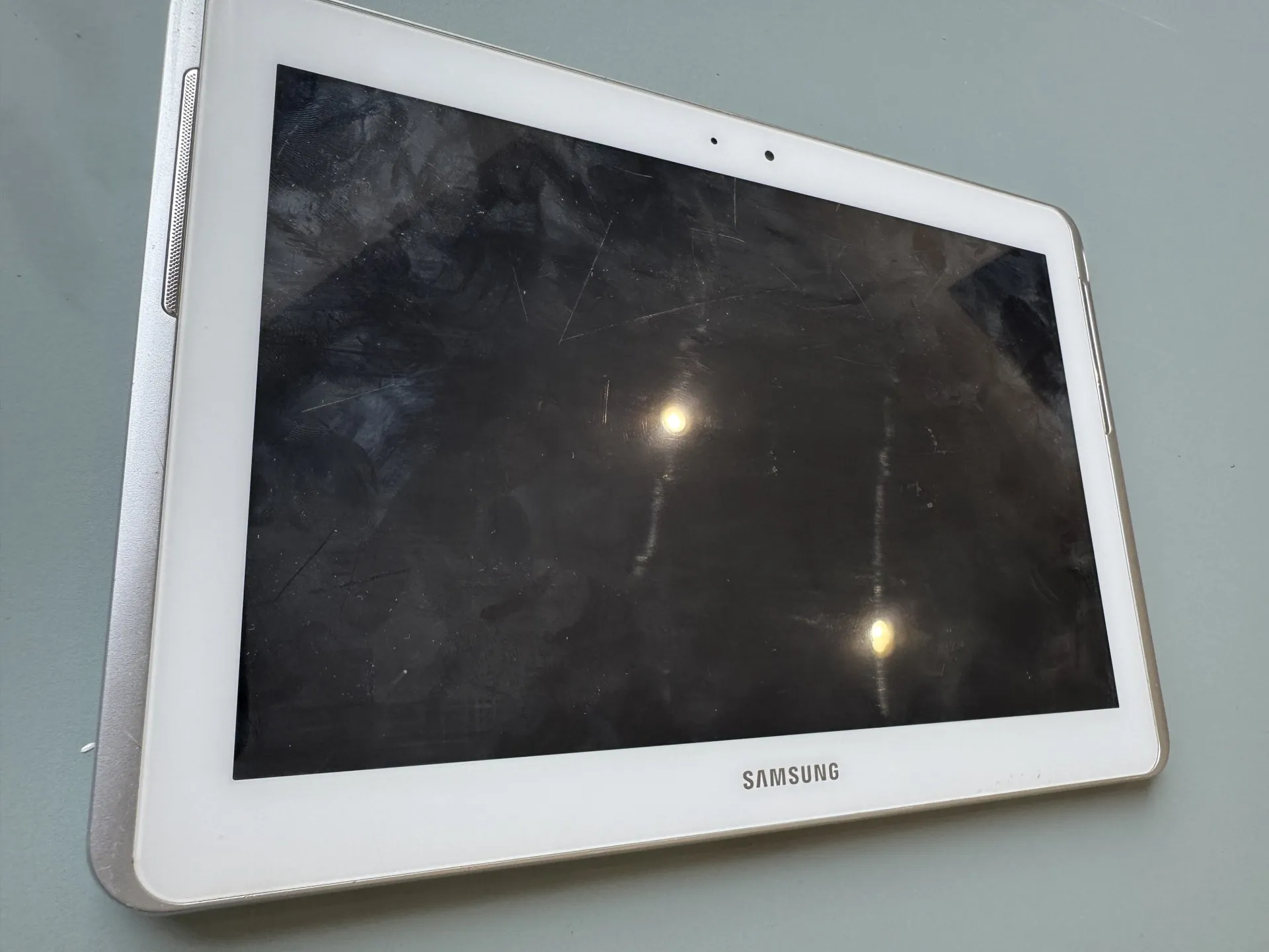Samsung galaxy 2 planšete