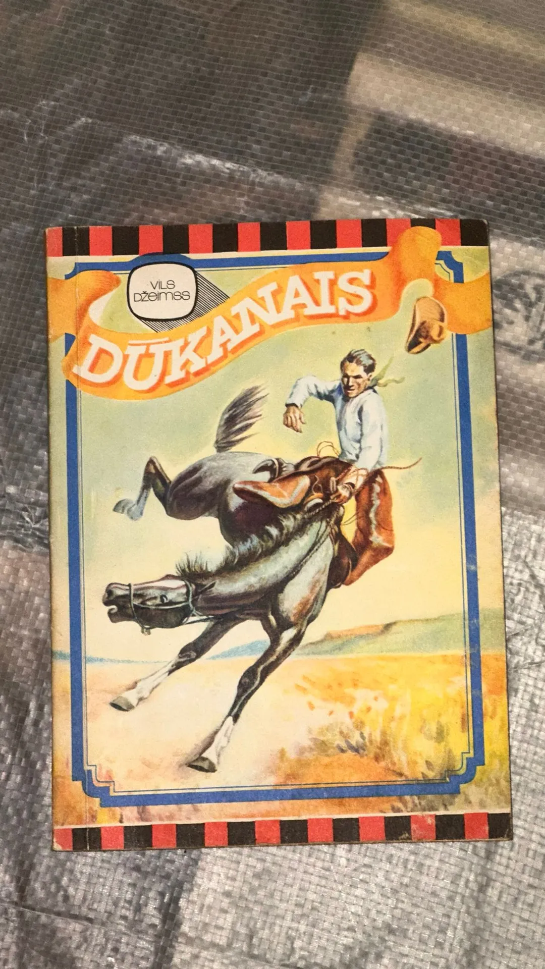 Vils Džeimss - Dūkanais