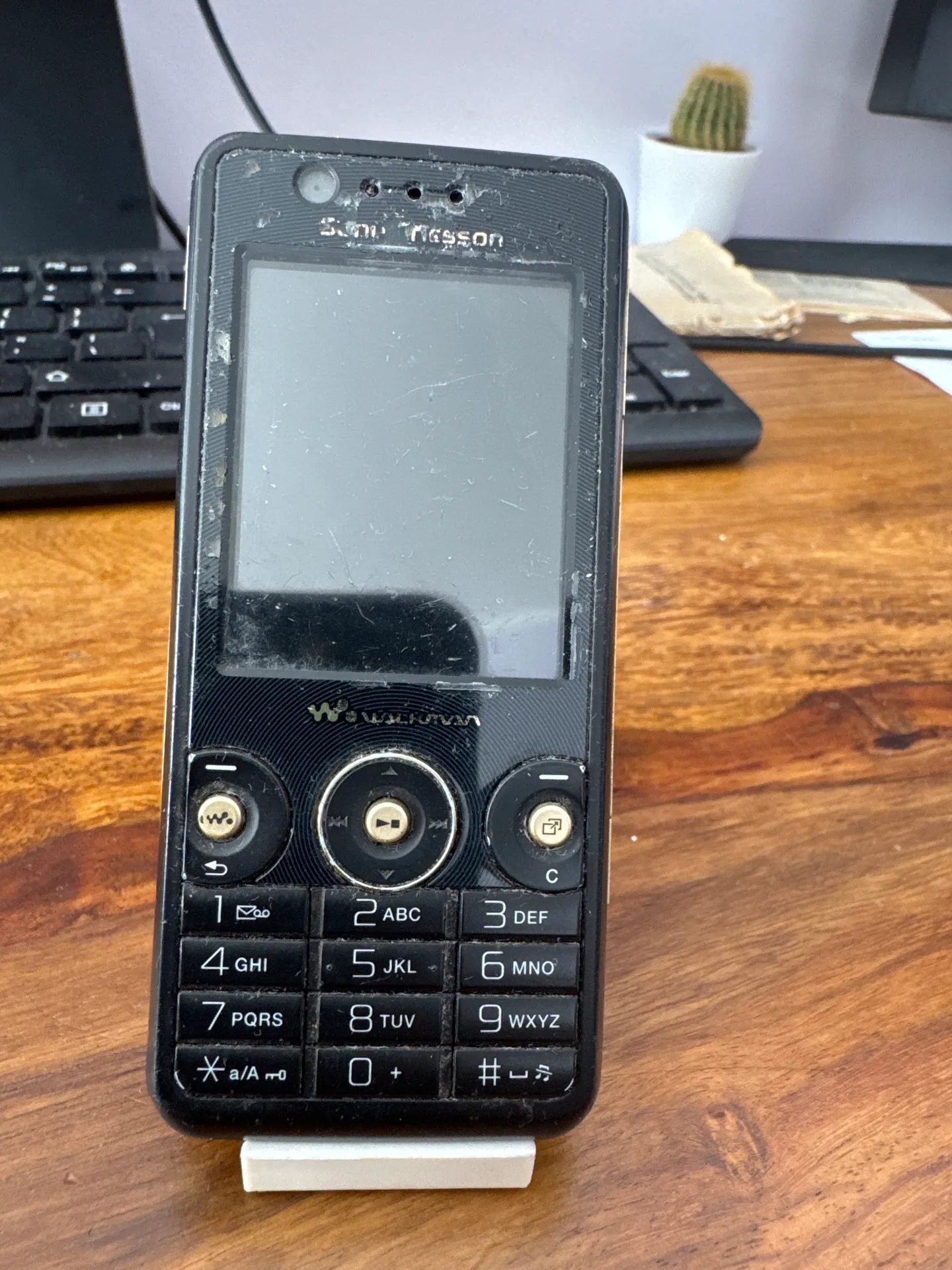 vecs Sony Ericsson W810i telefons
